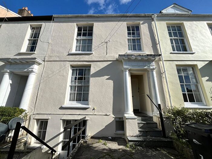1 Bedroom Apartment To Rent In Newport Terrace, Barnstaple, Devon, EX32