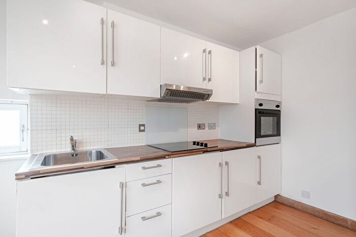 1 Bedroom Flat To Rent In Deptford High Street, London, SE8