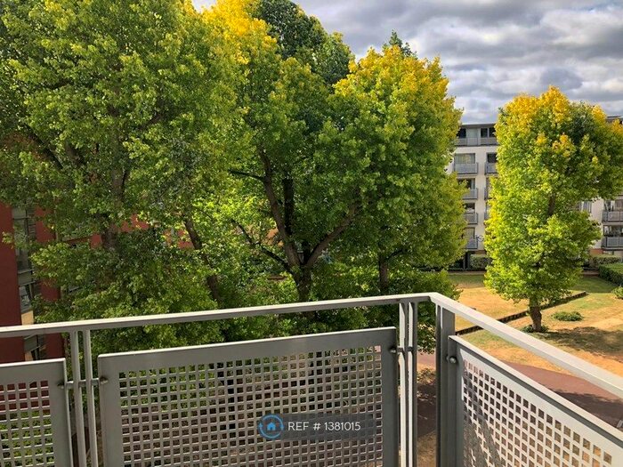 2 Bedroom Flat To Rent In California Building, London, SE13