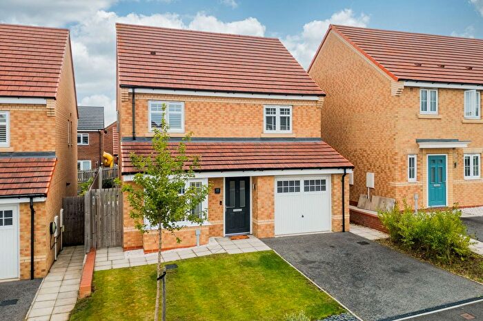 4 Bedroom Detached House For Sale In Bay Street, Thorpe Willoughby, YO8