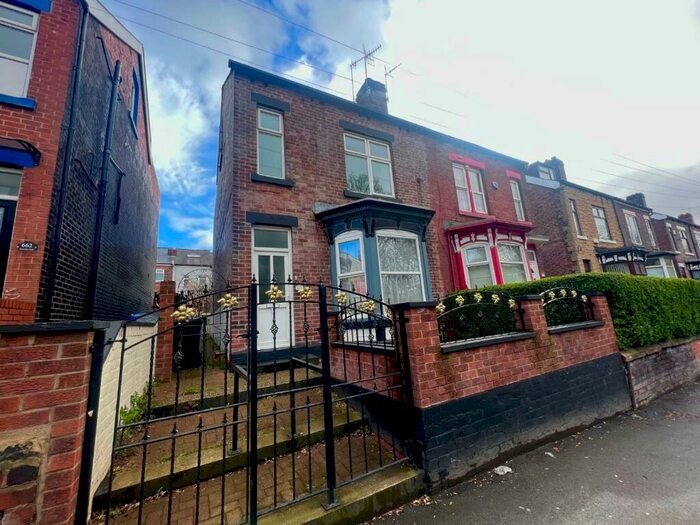 3 Bedroom Semi-Detached House To Rent In Barnsley Road, Sheffield, S5