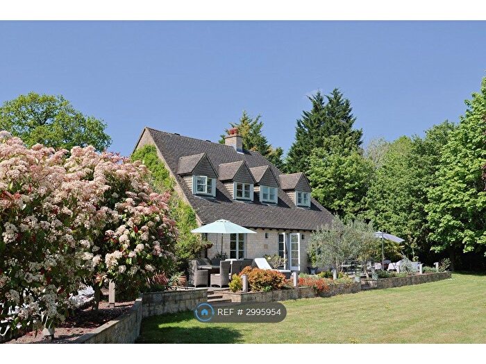 6 Bedroom Detached House To Rent In The Warren, Ashtead, KT21