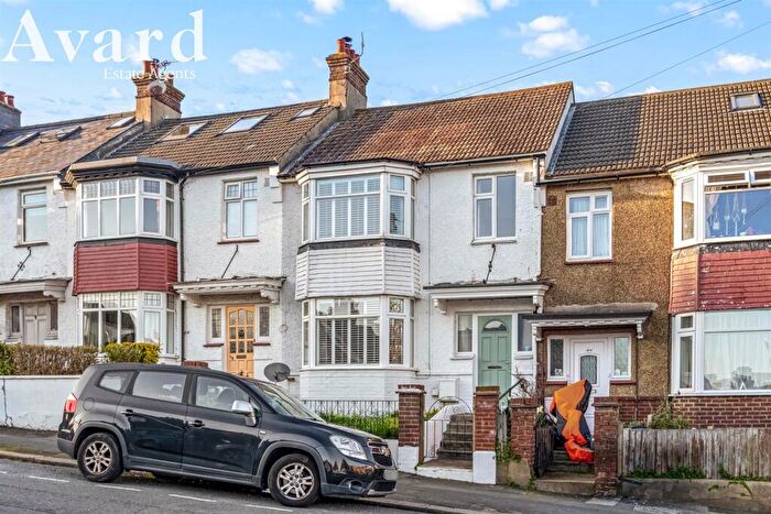 3 Bedroom Terraced House For Sale In Hollingbury Crescent, Brighton, BN1
