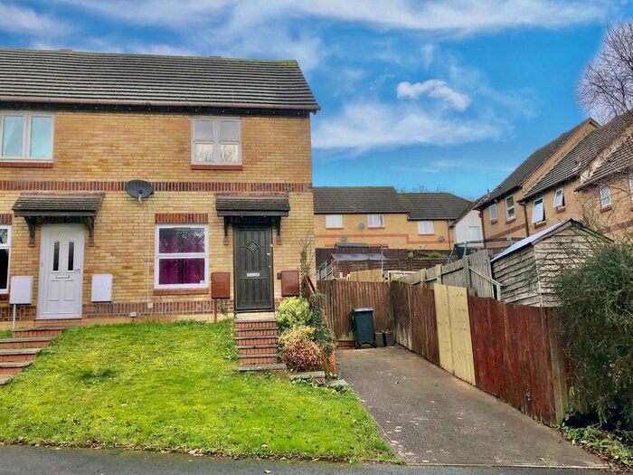2 Bedroom Semi-Detached House To Rent In Heol Y Cadno, Thornhill, Cardiff, CF14