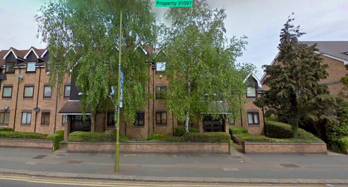 2 Bedroom Ground Flat To Rent In Windmill Lane, Waltham Cross, EN8