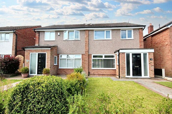3 Bedroom Semi-Detached House To Rent In Mill Brow, Eccleston, WA10