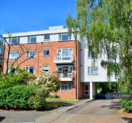 2 Bedroom Flat To Rent In Greta House, London, SE3