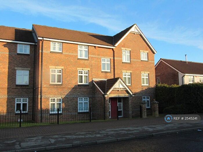 2 Bedroom Flat To Rent In Drumaldrace, Washington, NE37