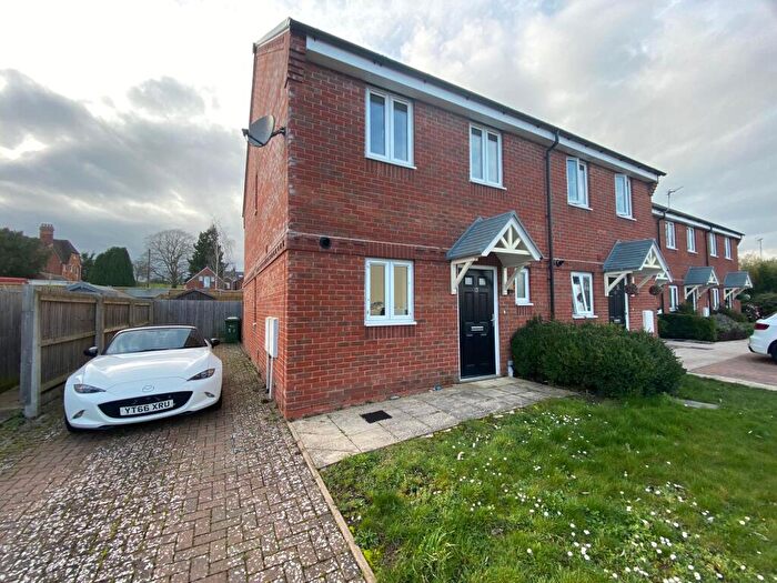 3 Bedroom House To Rent In Well Gardens, Leominster, HR6