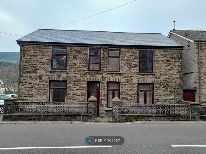 9 Bedroom Detached House To Rent In Rose Cottage 215 Penrhiwceiber Road, Mountain Ash CF45