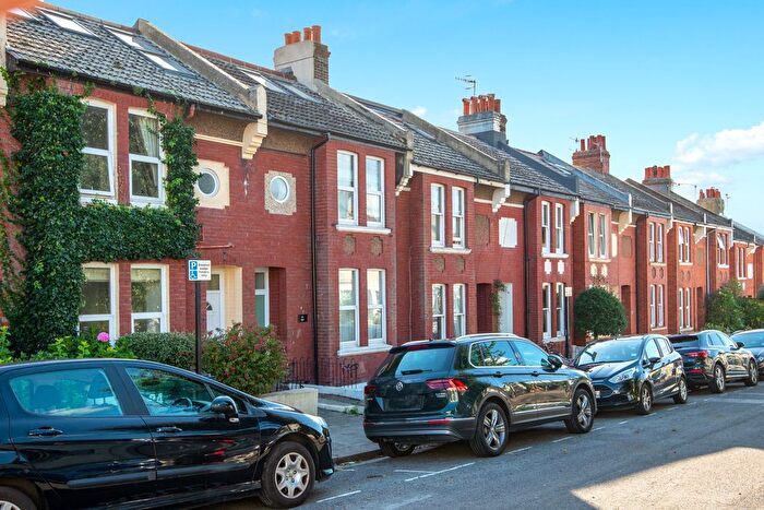 2 Bedroom Semi-Detached House To Rent In B Freshfield Street, Brighton, BN2