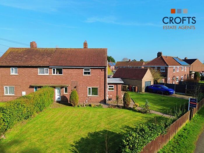 3 Bedroom Semi-Detached House For Sale In Abbeygarth Villas, Goxhill, DN19