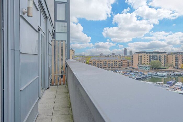 1 Bedroom Flat For Sale In Lime View Apartments, John Nash Mews, Limehouse, London, E14