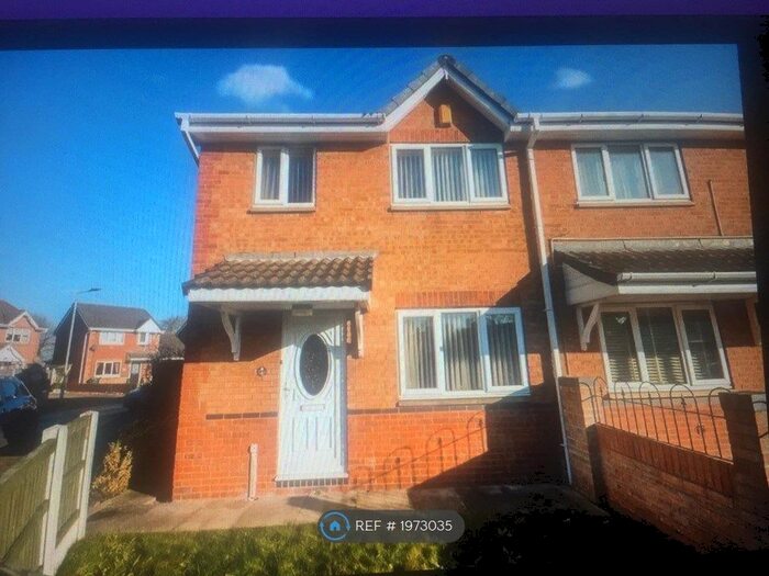 3 Bedroom Semi-Detached House To Rent In Langthwaite Lane, Doncaster, DN5