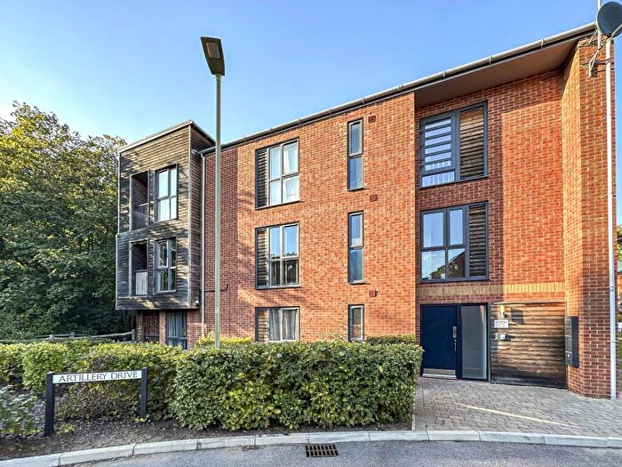 2 Bedroom Flat For Sale In Artillery Drive, Bordon, Hampshire, GU35
