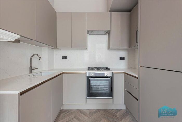 3 Bedroom Flat To Rent In Alexandra Park Road, London, N10