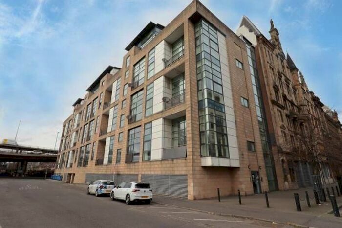 2 Bedroom Flat To Rent In Carnoustie Street, Glasgow, G5