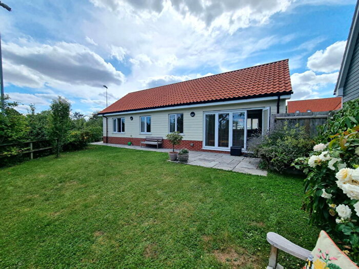 2 Bedroom Detached Bungalow For Sale In Framlingham, Suffolk, IP13