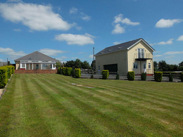 4 Bedroom Detached Bungalow For Sale In Hereford Road, Ledbury, HR8