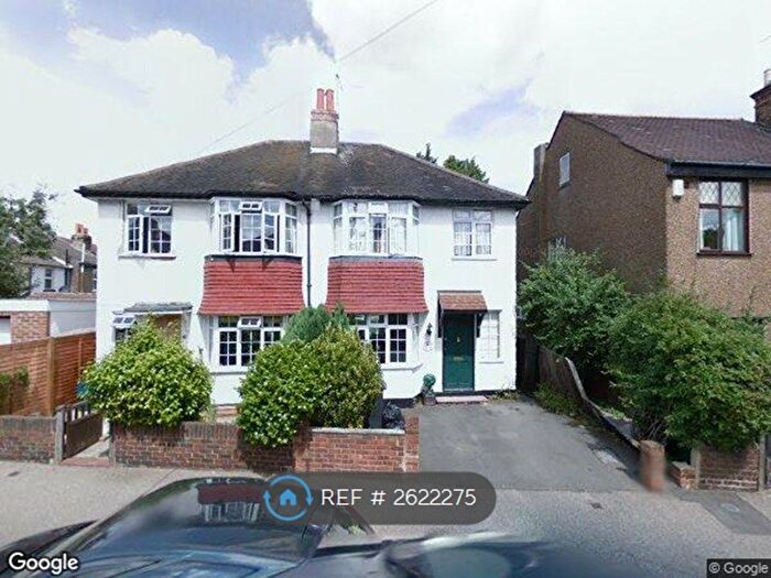3 Bedroom Semi-Detached House To Rent In Helder Street, South Croydon, CR2