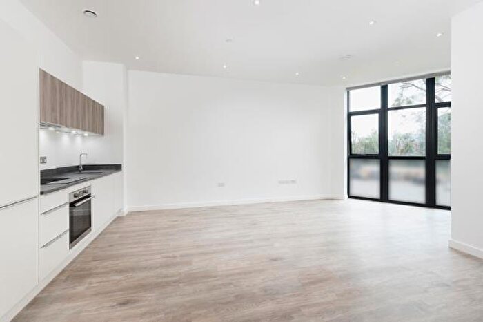 1 Bedroom Flat To Rent In North Star House, Swindon, SN2