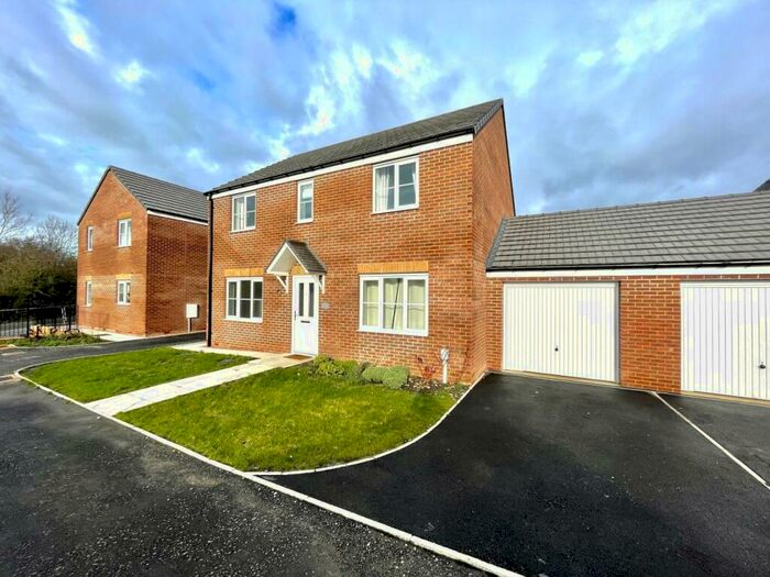 4 Bedroom House To Rent In Lundhill Drive, Wombwell, Barnsley, S73