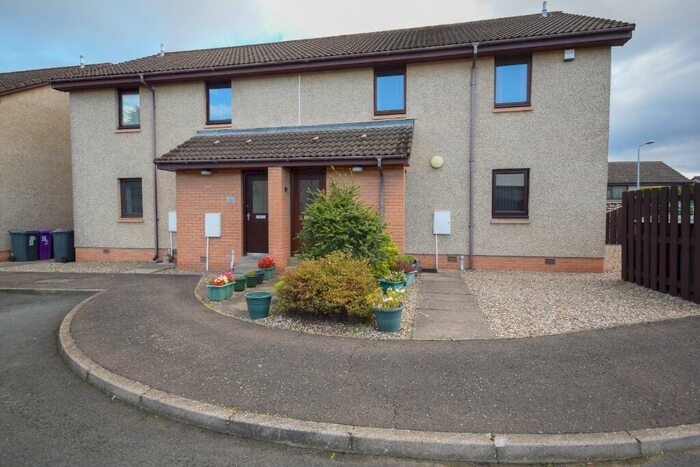 2 Bedroom Flat To Rent In Service Road, Forfar, Angus, DD8