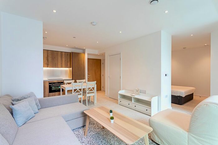 Studio To Rent In Jacquard Point, Tapestry Way, London, E1