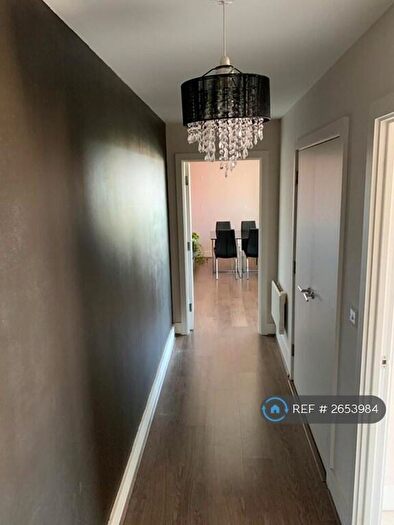 2 Bedroom Flat To Rent In Alencon Link, Basingstoke, RG21