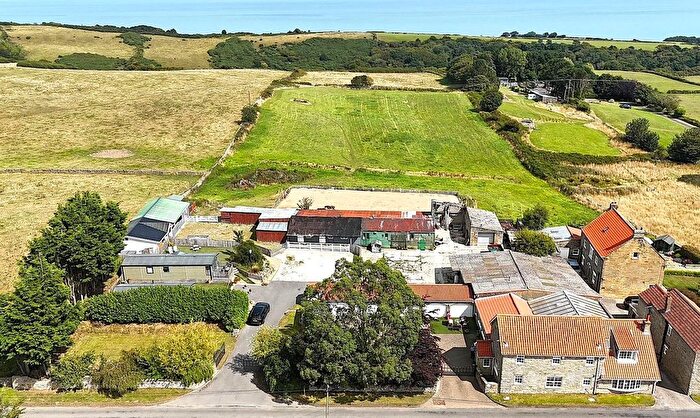 3 Bedroom Detached House For Sale In Newlands Road, Cloughton, YO13