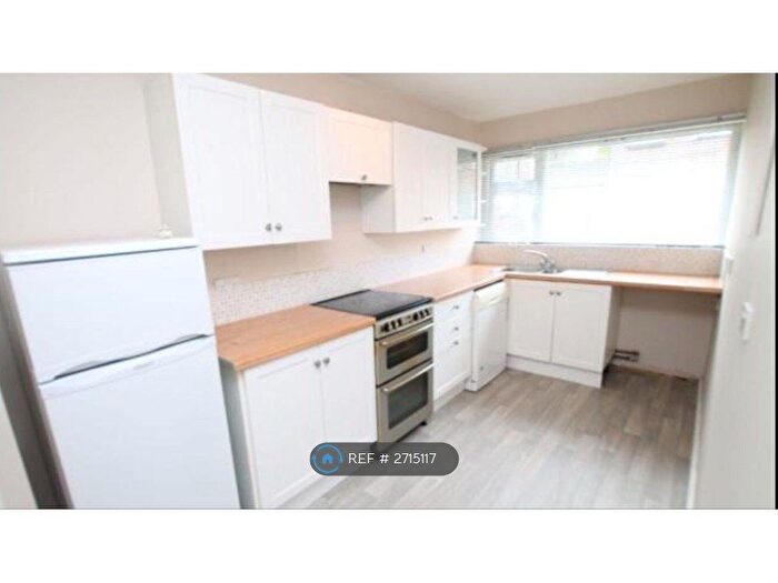 2 Bedroom Semi-Detached House To Rent In South Knighton Road, Leicester, LE2
