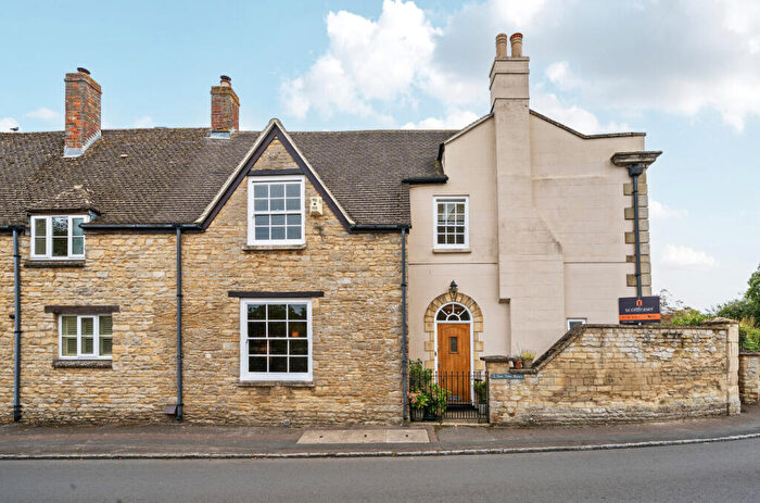 3 Bedroom End Of Terrace House For Sale In Church Street, Ducklington, Witney, OX29