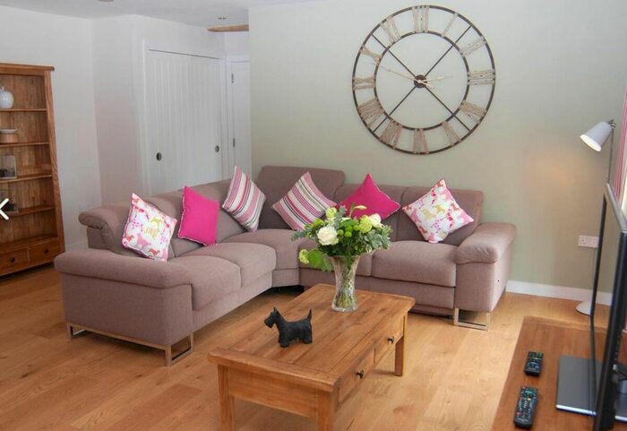 2 Bedroom Flat To Rent In Fuller's Hill, Sandy, SG19