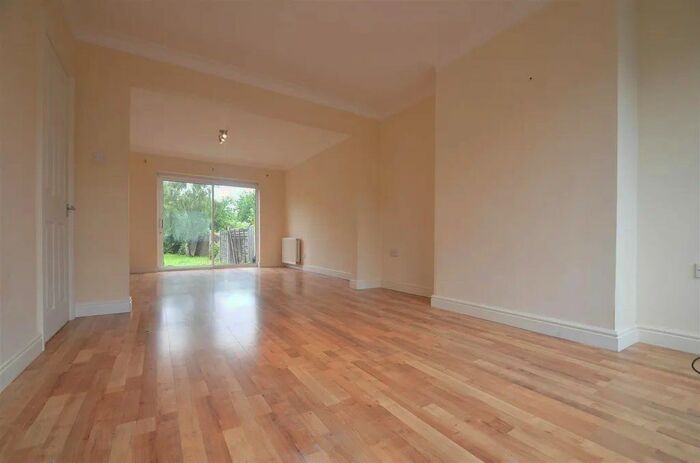 3 Bedroom Semi-Detached House To Rent In Long Drive, Ruislip, Middlesex, HA4