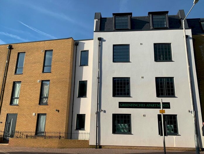 2 Bedroom Flat To Rent In King Street, Ramsgate, CT11