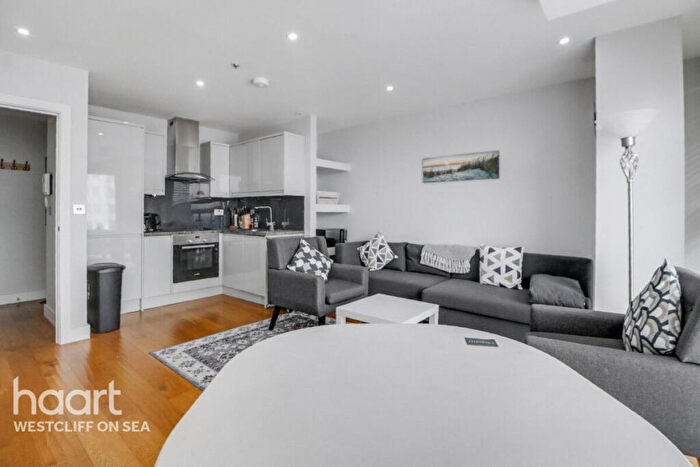 1 Bedroom Flat For Sale In High Street, Southend-On-Sea, SS1