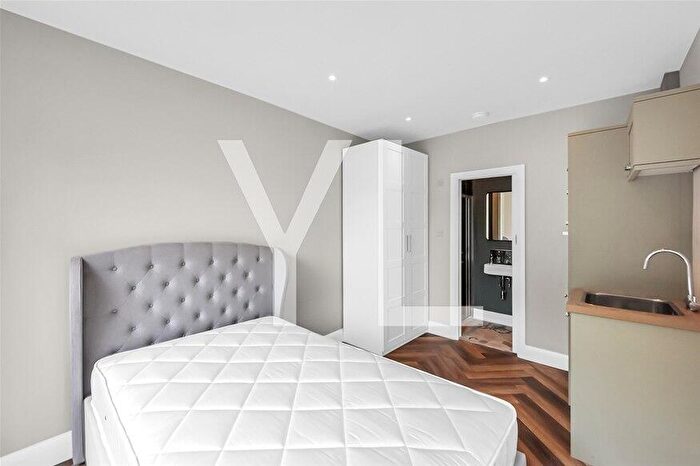 Studio To Rent In Shooters Hill Road, London, SE18