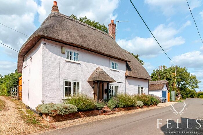 3 Bedroom Detached House For Sale In Bickton, Fordingbridge, SP6
