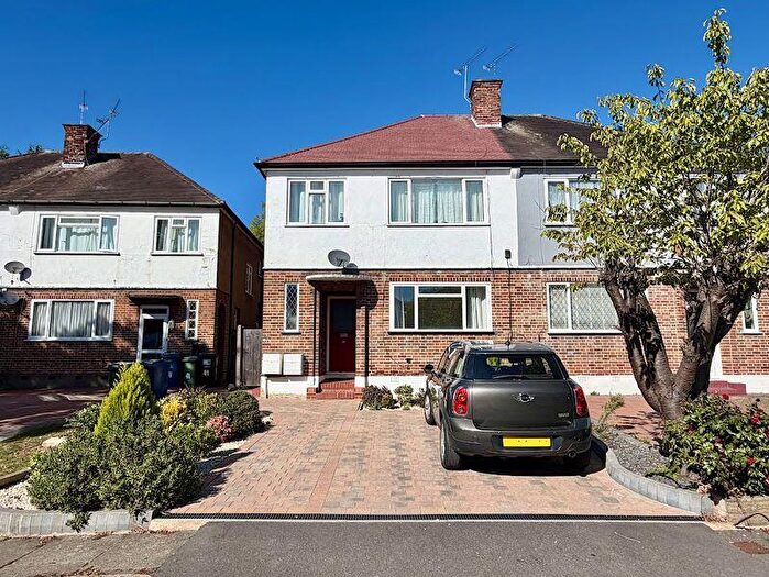 1 Bedroom Flat To Rent In Imperial Close, Harrow, HA2