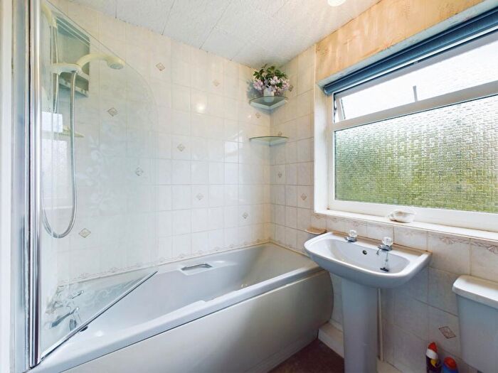 3 Bedroom Terraced House For Sale In Eastern Avenue South, Kingsthorpe, Northampton, NN2