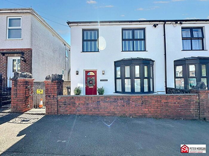 3 Bedroom Semi-Detached House For Sale In Lewis Road, Crynant, Neath, Neath Port Talbot., SA10