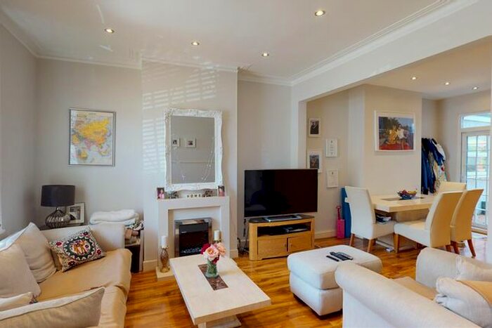 3 Bedroom Terraced House To Rent In Baronet Grove, London, N17