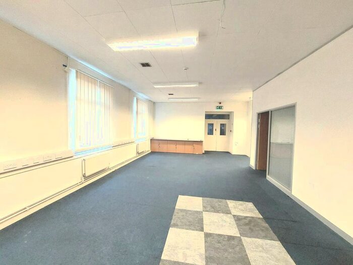 2 Bedroom Bungalow To Rent In Blackwood Road, Streetly, B74