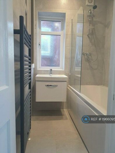 2 Bedroom End Of Terrace House To Rent In Lonnen Avenue, Newcastle Upon Tyne, NE4