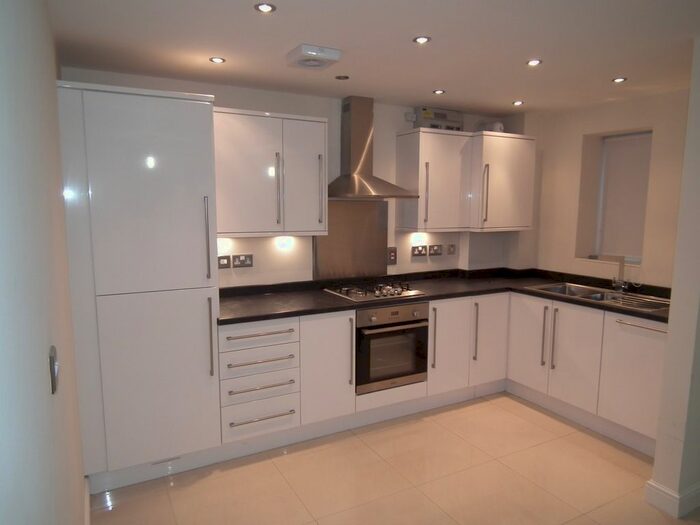 2 Bedroom Flat To Rent In Cwrt Carw Gwyn, Caerleon, NP18