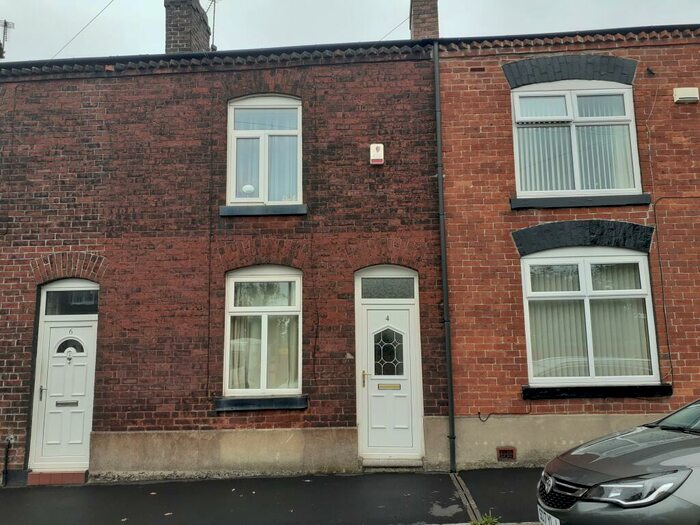 2 Bedroom House To Rent In Brougham Street, M28