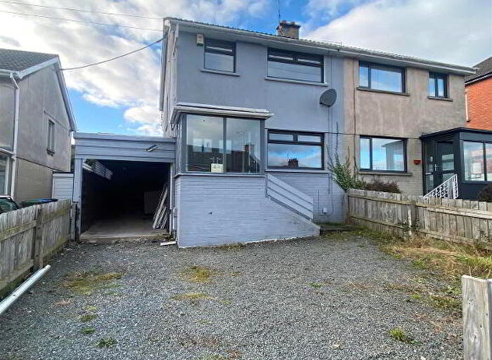 3 Bedroom Semi-Detached House For Sale In Maryville Park, Bangor, BT20