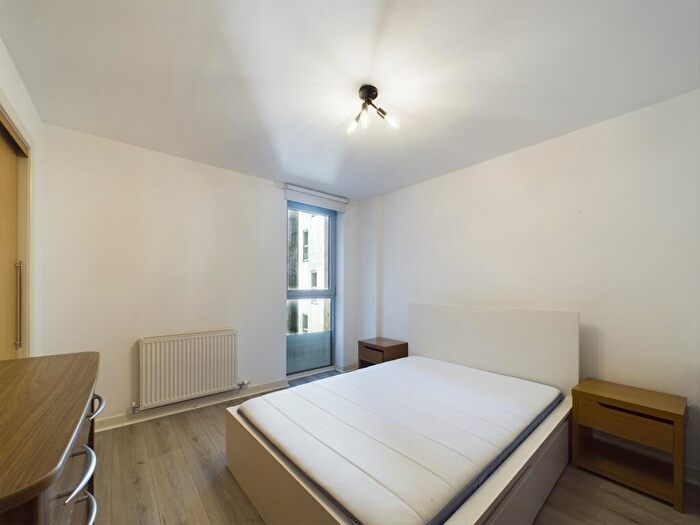 2 Bedroom Flat To Rent In Albion Street, Glasgow, G1