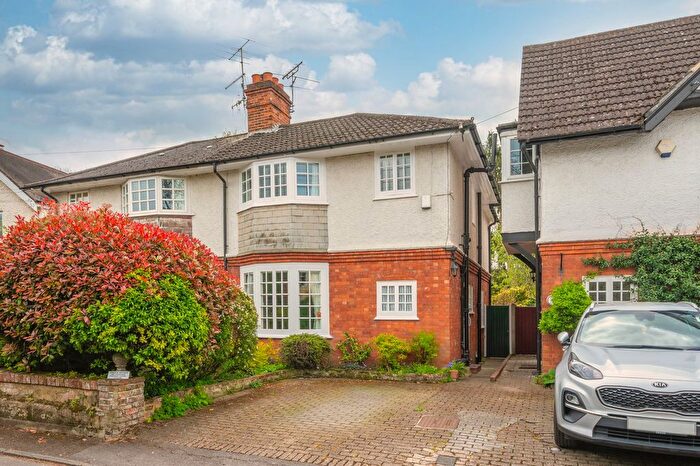 3 Bedroom Semi Detached House For Sale In Vicarage Lane, Laleham, TW18