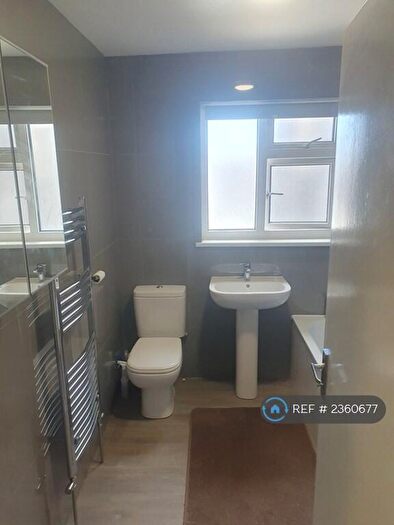 4 Bedroom Terraced House To Rent In Dundonald St, Plymouth, PL2